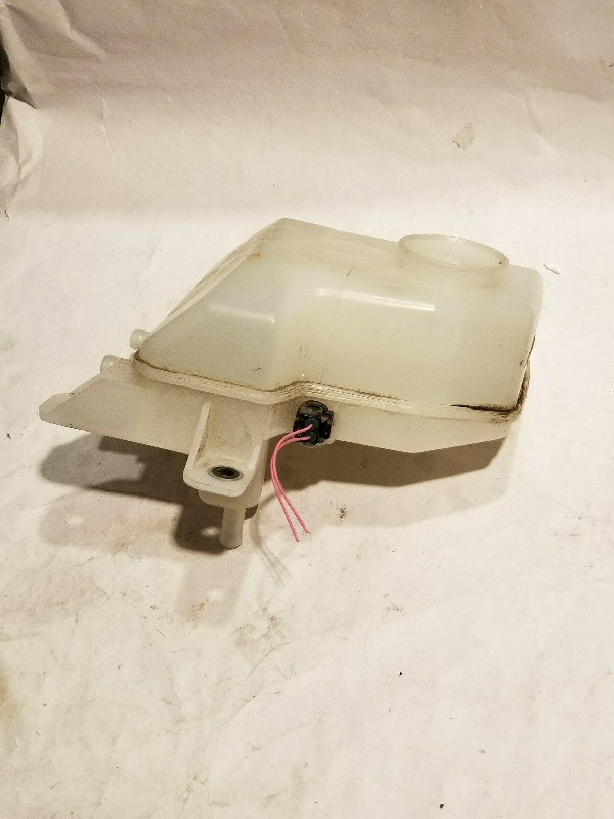 20042009 TOYOTA PRIUS BRAKE FLUID RESERVOIR BOTTLE TANK eBay