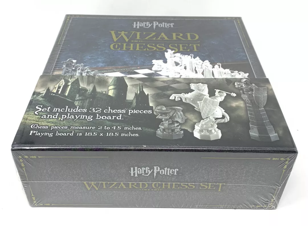 Jogo de Xadrez Harry Potter Wizard Chess Set The Noble Collection Nn7580 em  Promoção na Americanas