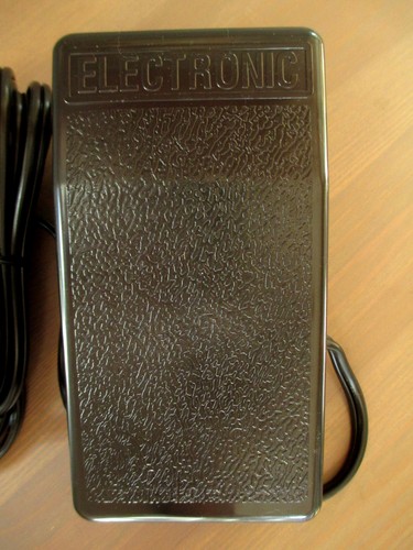 Electronic Foot Control / Pedal * KENMORE * PFAFF Hobby 303 1016-1040 1122-1142 - Picture 3 of 7