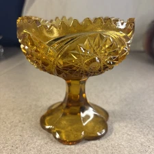 KEMPER WHEATON Amber Glass Saw Tooth Rim Pedestal Compote Candy Dish KW Marked