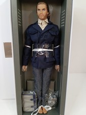 Metropolitan Adventurer Tajinder Chowdhury Integrity Toys Monarchs Homme Doll NR