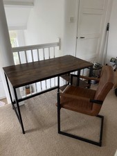 Dark Oak Effect Office Desk and Brown Leather Chair In Excellent Condition