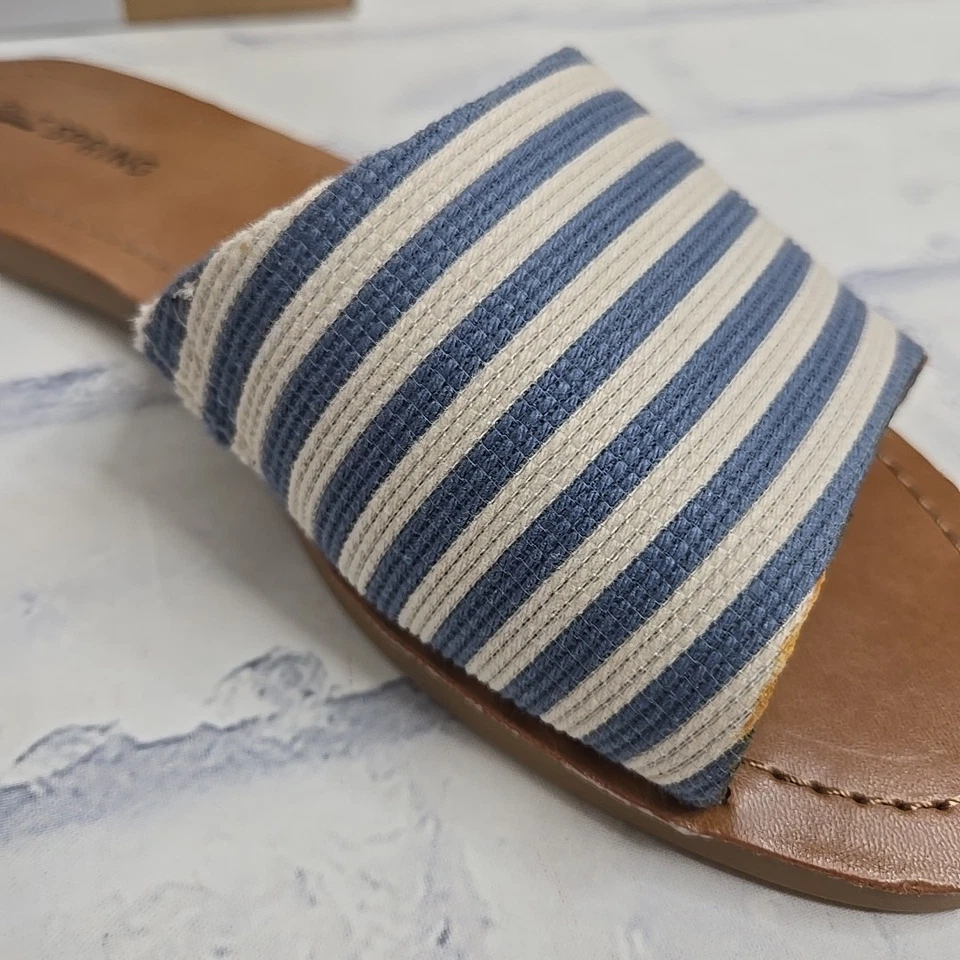 Call It Spring Sandals Slides Womens 7.5 Blue Stripe Slip On Nautical Beach New - Image 3 of 4