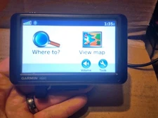 Garmin Nuvi 760 GPS Travel Navigation System Bluetooth Bundle w/Charger & Mount