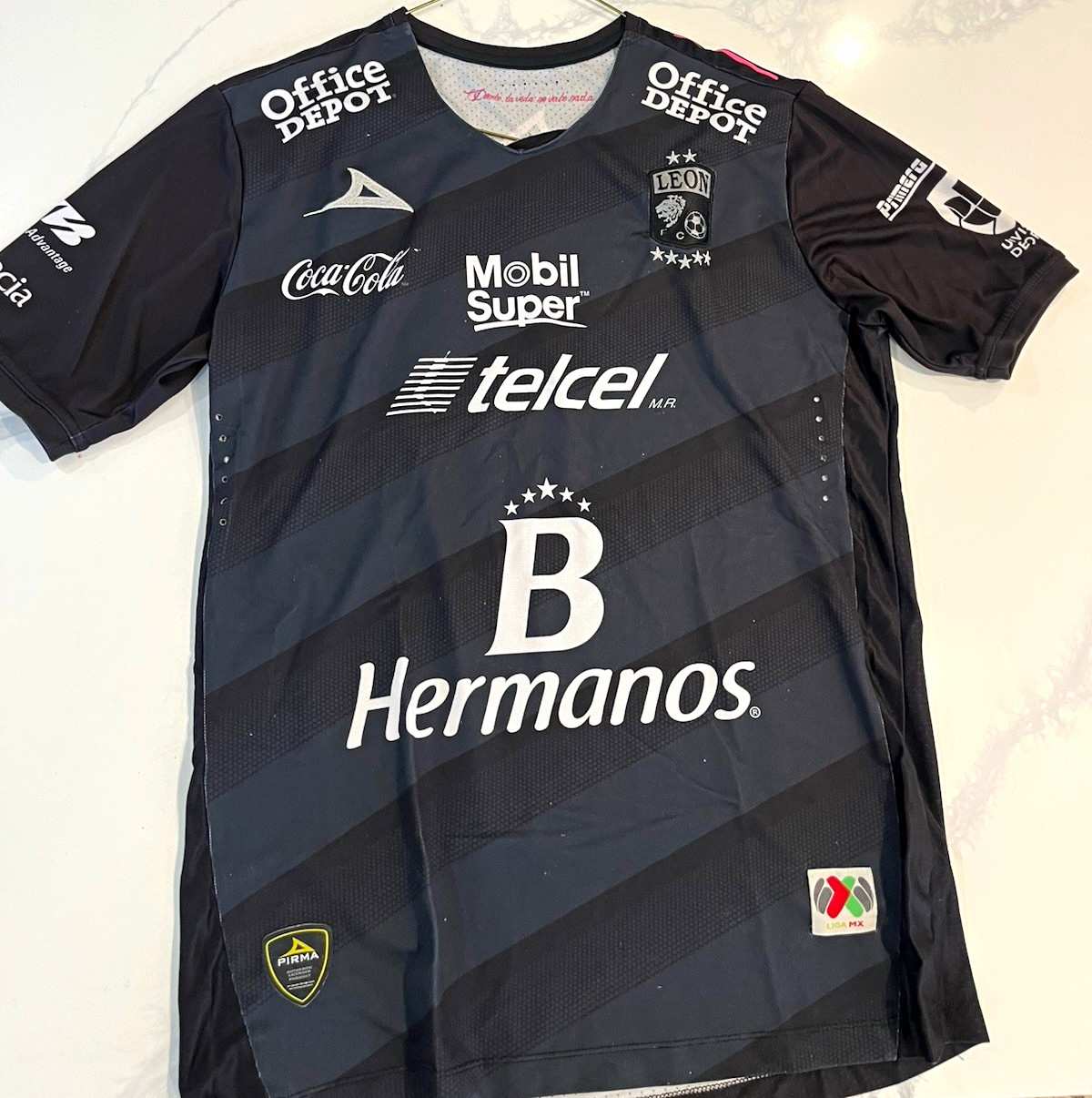 Club Leon FC Pirma Jersey Mens XL Liga MX Mexico Soccer Black 22” Pit to Pit