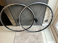 DT Swiss R460 700C Rim Brake Clincher Road Wheelset Quick Release Black 11 speed