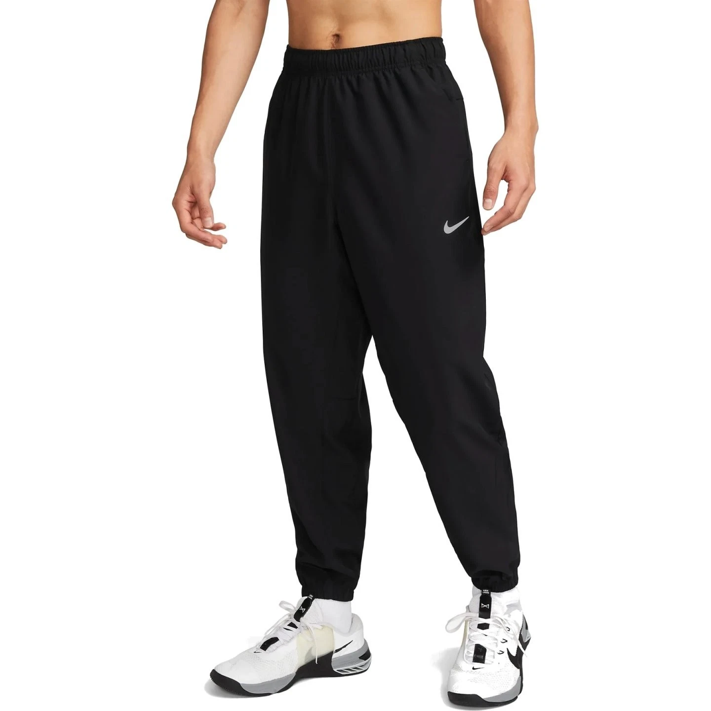 Nike Men's Form Dri-Fit Tapered Versatile Pants, Black/Reflective Silver Size M