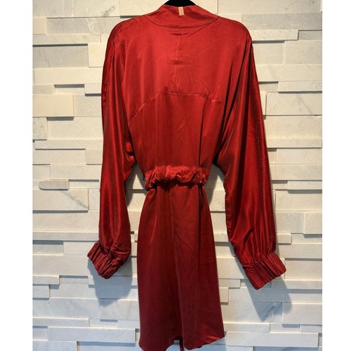 LUNYA NWT 100% Washable Mulberry Silk Short Robe Ltd Ed Morana Crimson Red 1X - Picture 2 of 5