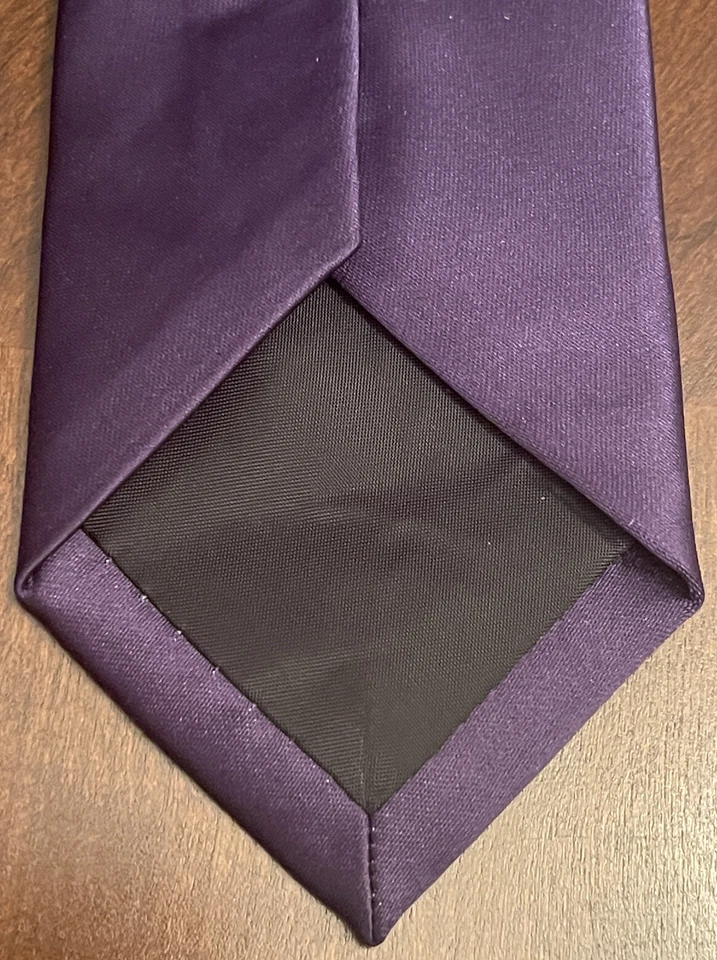 J. Ferrar Purple 100% Polyester Men’s Neck Tie Made In China - Image 2 of 4