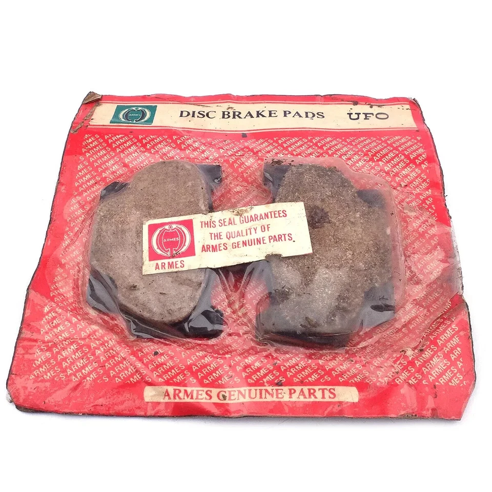 Pastillas de freno delanteras Yamaha DT80 RD80 RX115 RD125 SR125 RX135 RZ250R SR250 Foto 2 de 4