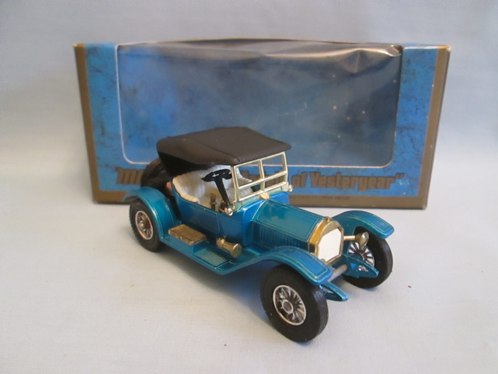 Matchbox Yesteryear Y8, 1914 Stutz 4E Roadster - Free Price Guide