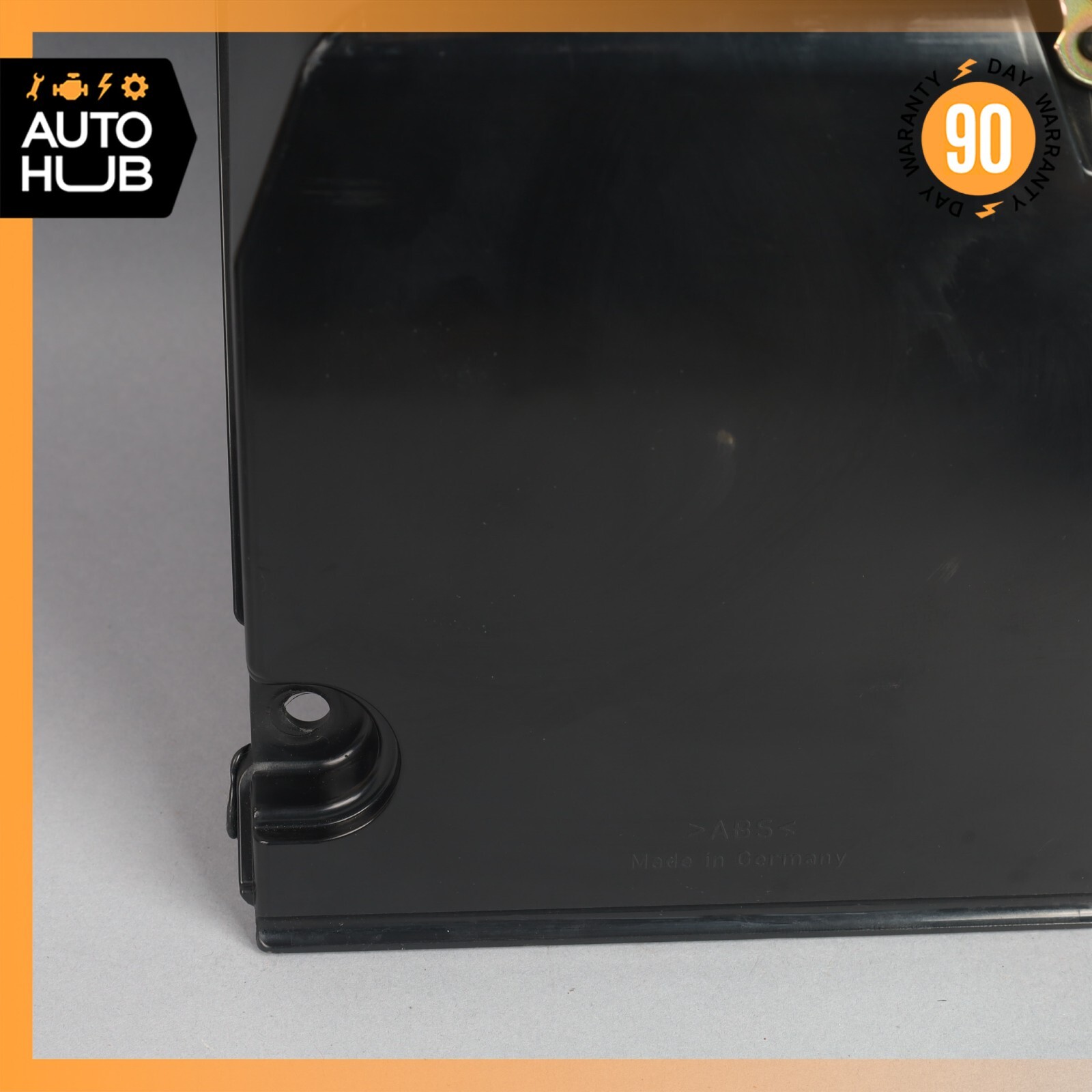 03-19 Maserati Quattroporte Front Bose Subwoofer Sub Woofer Sound Speaker OEM