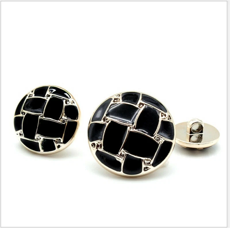 10 Pcs 18-30mm White Black Button Jacket Decor Sewing DIY Clothing Accessories - Image 2 of 4