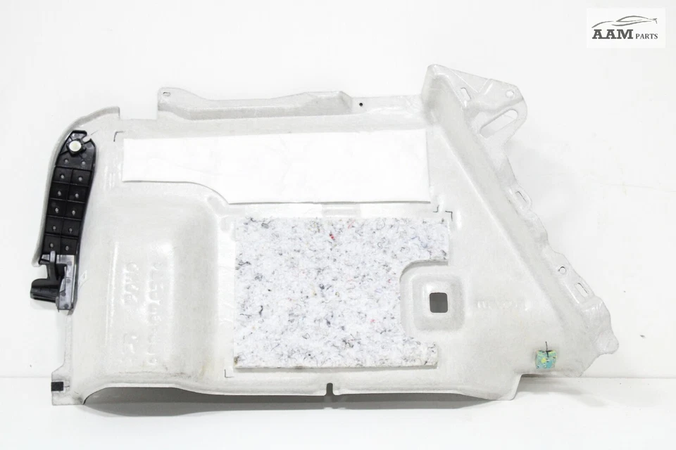 MAZDA 3 2019-2021 MALETERO TRASERO LADO DERECHO MOLDURA PANEL NEGRO OEM Foto 2 de 4