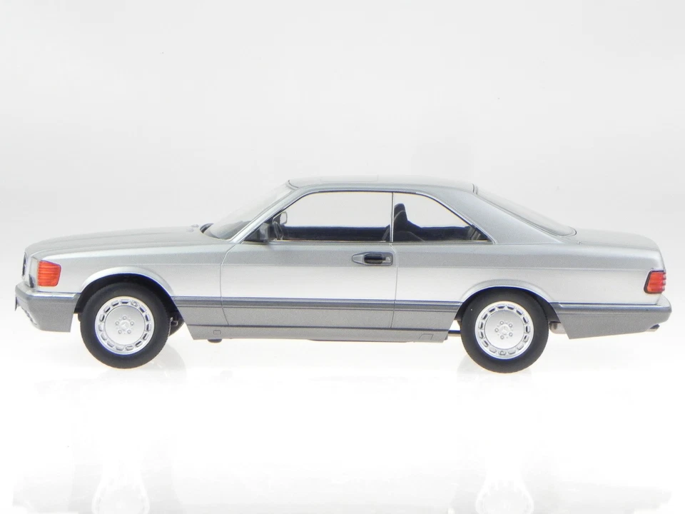 Mercedes C126 560 SEC 1986 plateado metálico diecast modelo coche 180332 KK 1:18 Foto 3 de 4