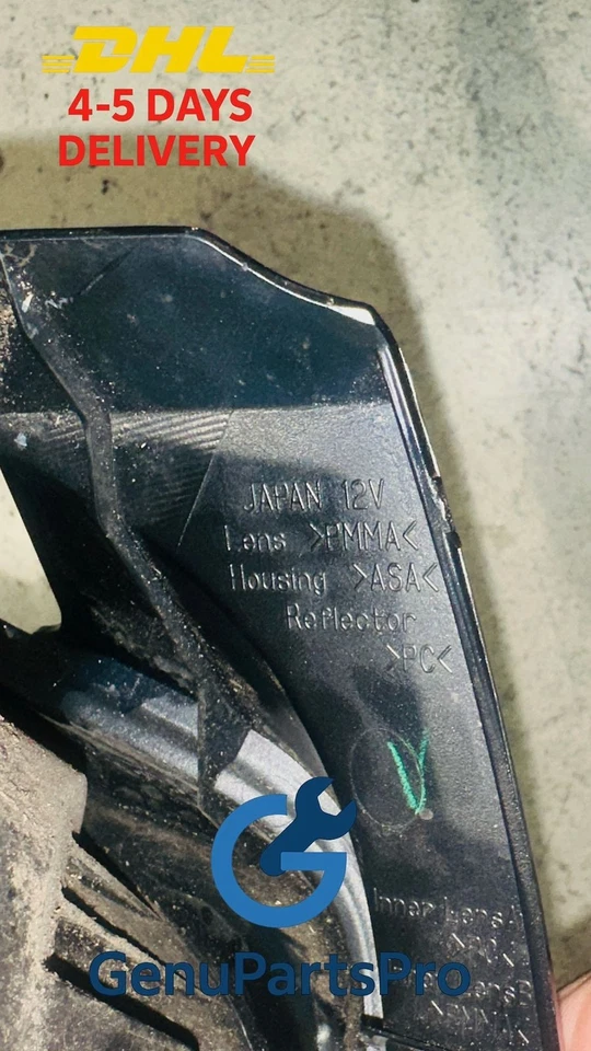 Par de luces traseras LED izquierda y derecha OEM JDM originales Toyota Yaris Vitz 2010-2016 Foto 4 de 4