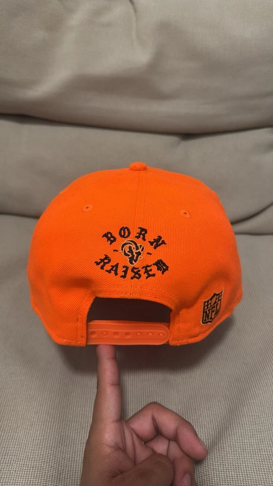 Born X Raised X New Era Los Angeles Rams SnapBack Sombrero Naranja/Negro Foto 4 de 4