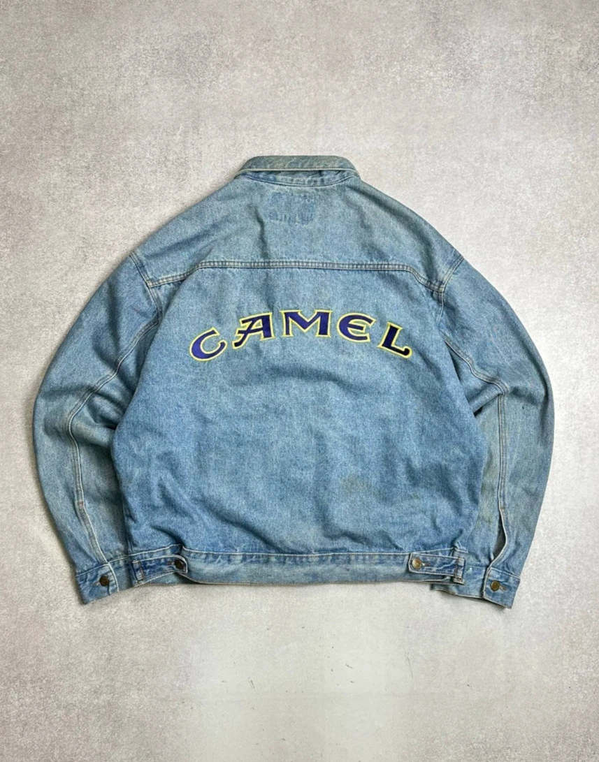 VINTAGE 90S CAMEL SPELLOUT DENIM JACKET MADE IN USA RARE L