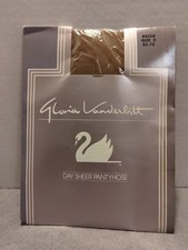 VTG GLORIA VANDERBILT - Beige - Day Sheer - Sandalfoot - Size C Pantyhose