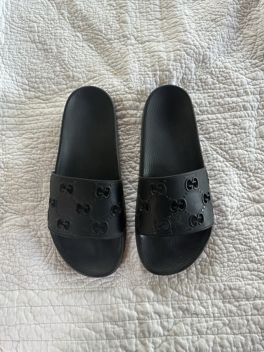 Gucci Rubber Slides (Men size: 11) Gucci Mens Matelassé Rubber Slide/Shoes Size U.S. 11 Slides  main image 2