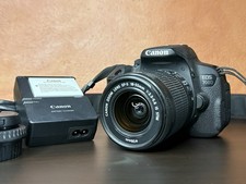 Canon EOS 700D + EF-S 18-55mm 1:3.5-5.6 IS STM - Fotocamera Reflex Digitale VLOG