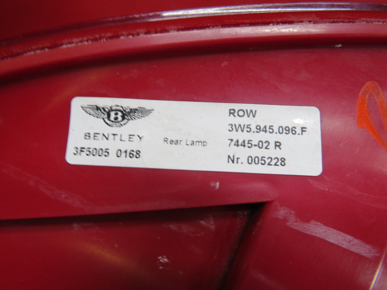 2006 BENTLEY FLYING SPUR RIGHT PASSENGER SIDE TAIL LIGHT