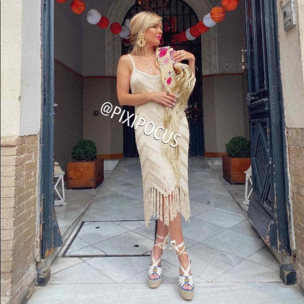ZARA NWT KNIT CROCHET FRINGE DRESS FLAPPER DRESS SMALL ** FLAW ** | eBay ZARA NWT KNIT CROCHET FRINGE DRESS FLAPPER DRESS SMALL ** FLAW ** | eBay