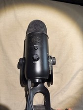Blue Yeti USB Microphone Black Freestanding w/ Mute Button Volume Control