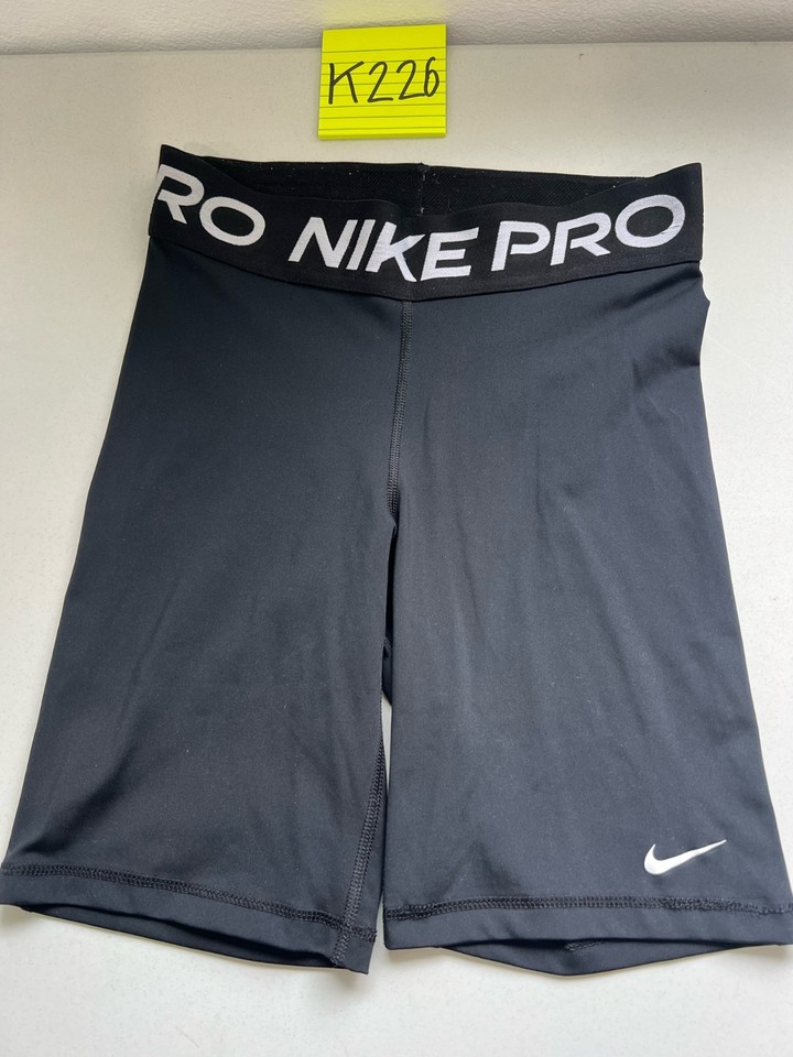 Nike Pro Woman Activewear Cycling Shorts Black Size Small