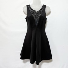 City Studio Black Lace Plunge V-Neck Fit Flare Cocktail Party Dress Small