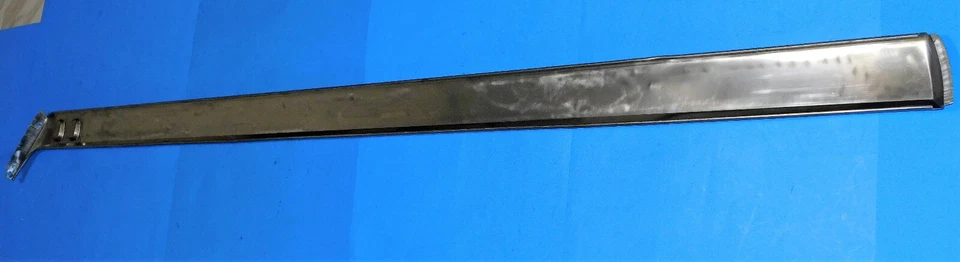 1968 1969 1970 1971 LINCOLN MARK III OEM LOWER ROCKER MOLDING - LH - Image 3 of 4