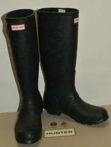 hunter knee high rain boots