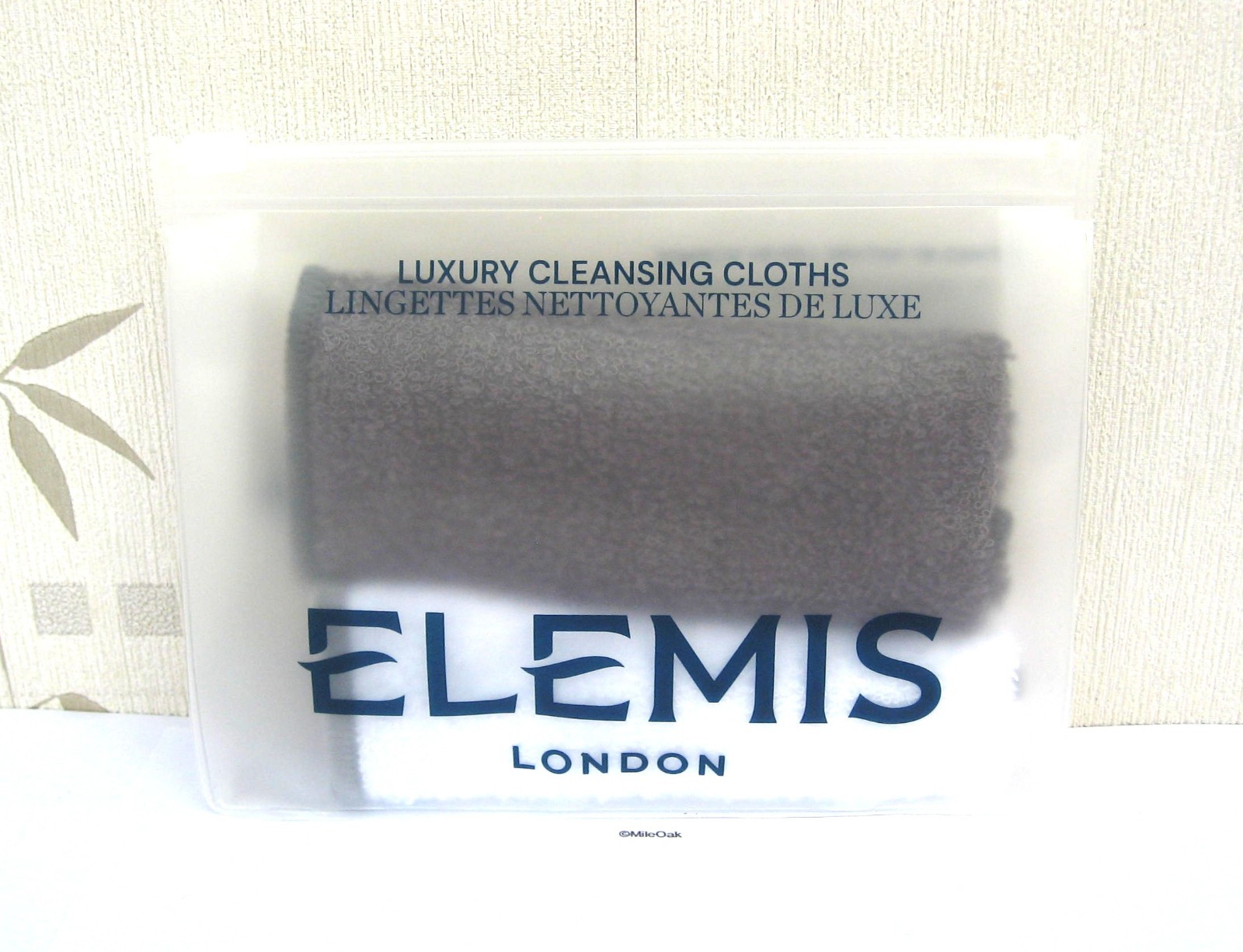 Elemis Unisex Cream Luxury Cleansing Cloths Duo - Image 2