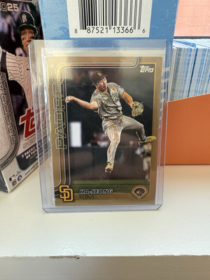 2025 Topps Series 1 - #127 Ha-Seong Kim Gold Parallel 62/2025