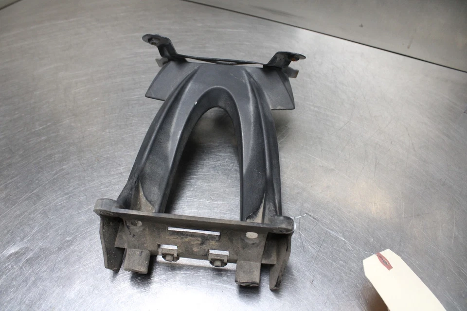 06-12 BMW F800ST REAR BACK FENDER MUD GUARD Foto 4 de 4