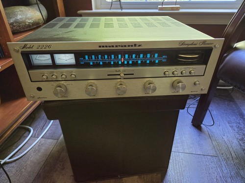MARANTZ 2226 AM/FM STEREO RECEIVER! 1977 COOL!