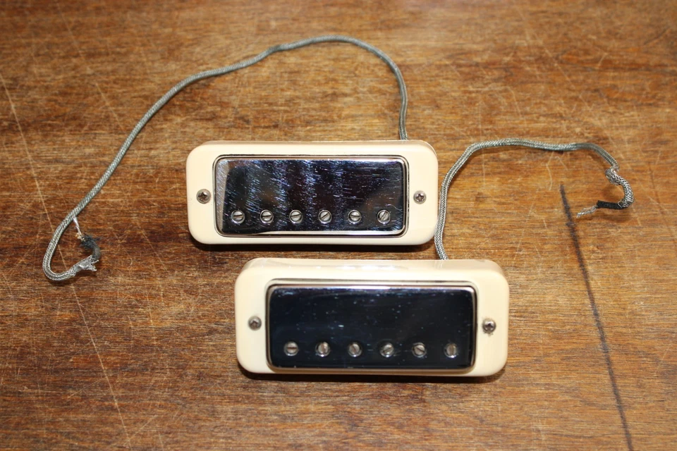 Par Vintage Anos 70 Gibson Les Paul Deluxe Captadores de Número de Patente Mini Humbuckers - Imagem 4 de 4