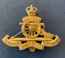 100% Genuine Post WW2 QC Royal Artillery Small Size Brass Beret Badge BIN £8.99