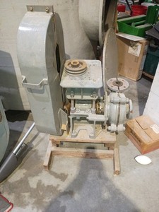 1 / 1 1/2 Warman Pump