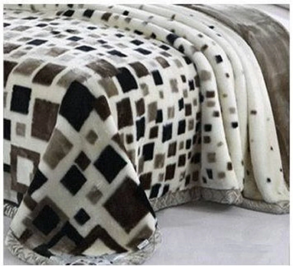 Korean  Mink Fleece Organic King Blanket, 2 Ply Reversible Silky Soft Plush Warm - Image 3 of 4