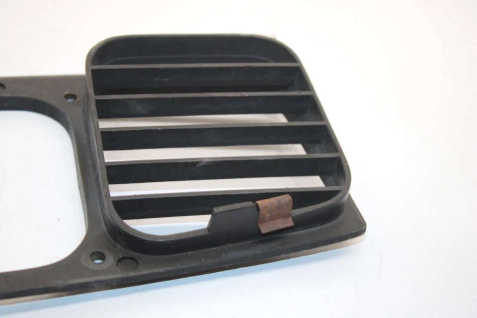 88 Polaris Star Oem Headlight Grill 5430610 SP156 - Изображение 3 из 4