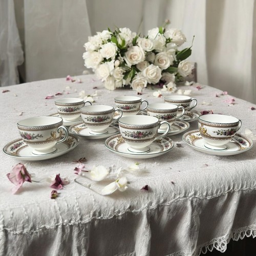 Wedgwood Columbia Bone China Green Trim Cup & Saucer Sets Leigh Shape W595 Set 8