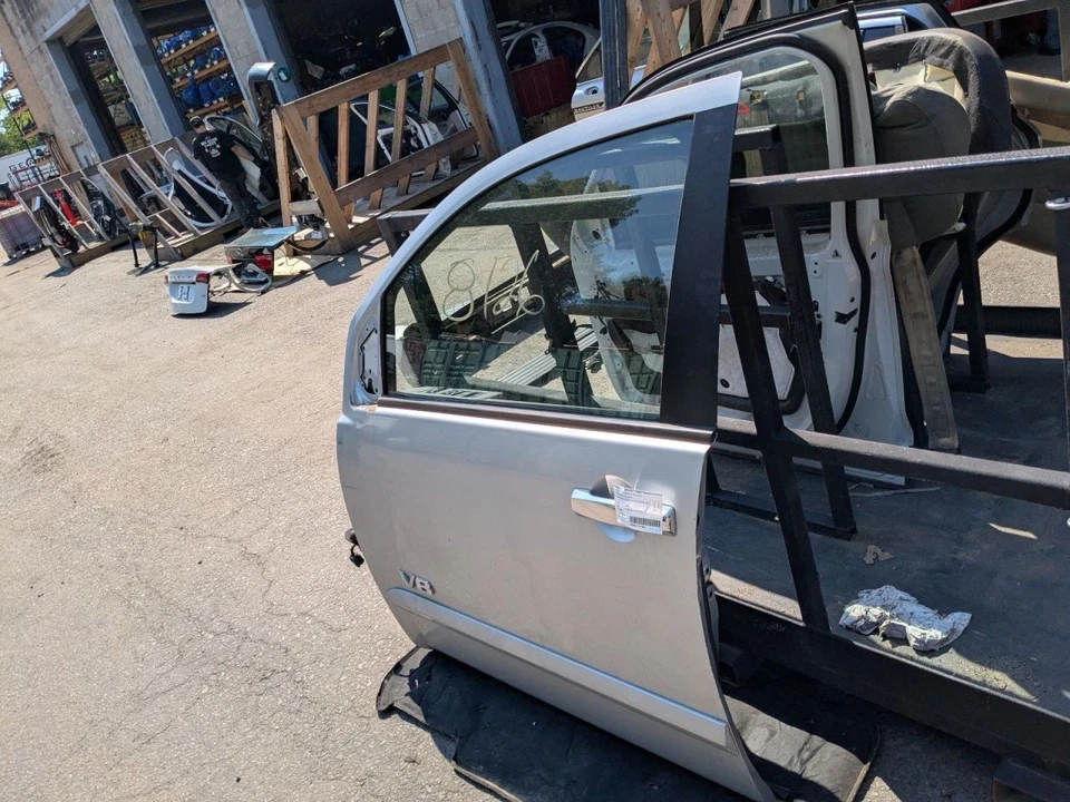 (LOCAL PICKUP ONLY) Driver Left Front Door Electric Fits 04-07 ARMADA 777683 - Imagem 2 de 4