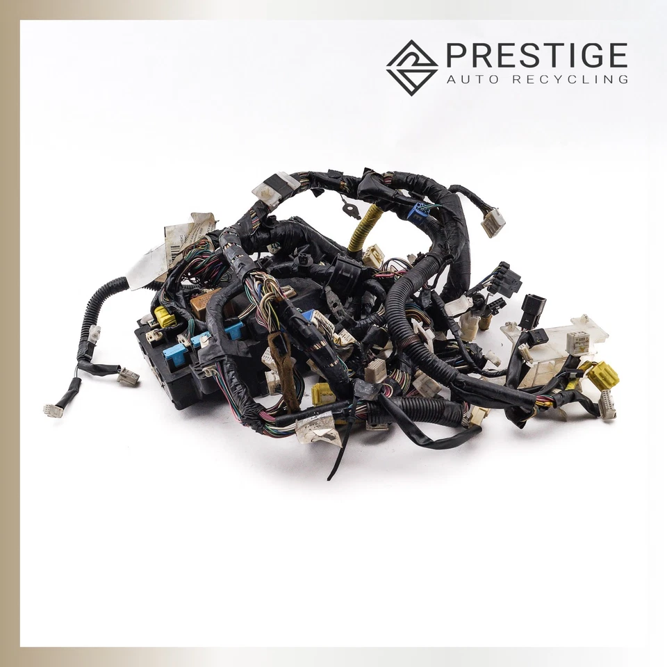 Arnés de cables para panel de instrumentos Toyota Tacoma 2006-2008 82141-04750 Foto 2 de 4