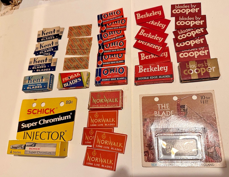 43 Vintage Razor Blades:PROBAK, NORWALK, BERKELEY, SCHICK, WILKINSON,COOPER,OHIO