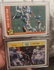 1985 1988 Fleer Dolphins in Action w/Dan Marino (2 Card Lot)