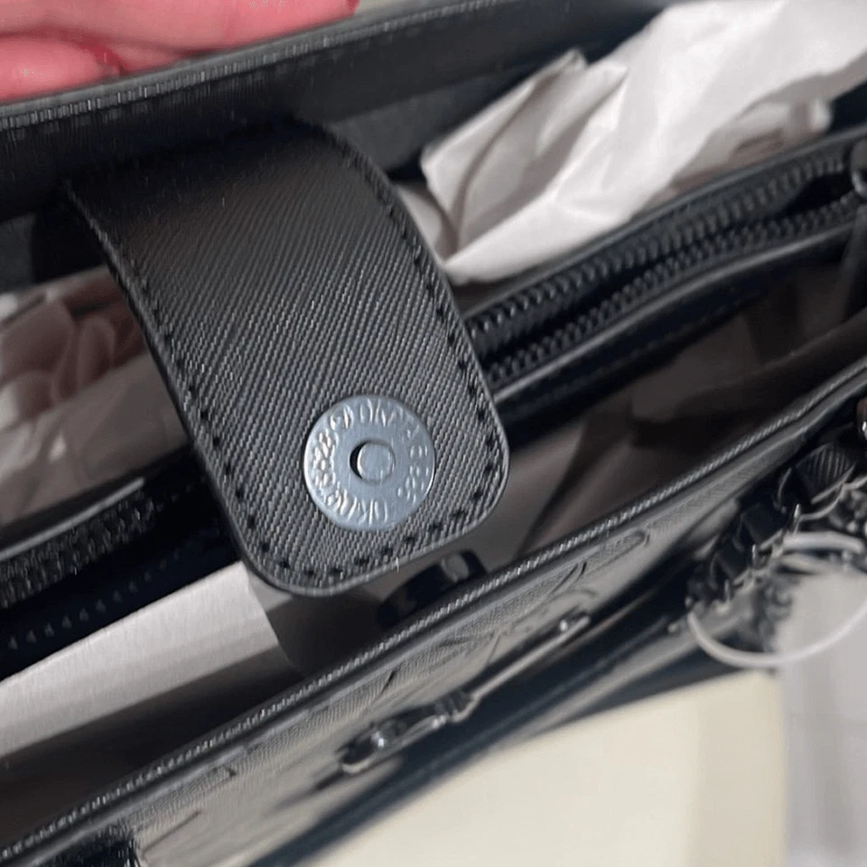 NUEVO Bolso de Mano Betsey Johnson con Arco en Relieve con Bolsa Foto 3 de 4