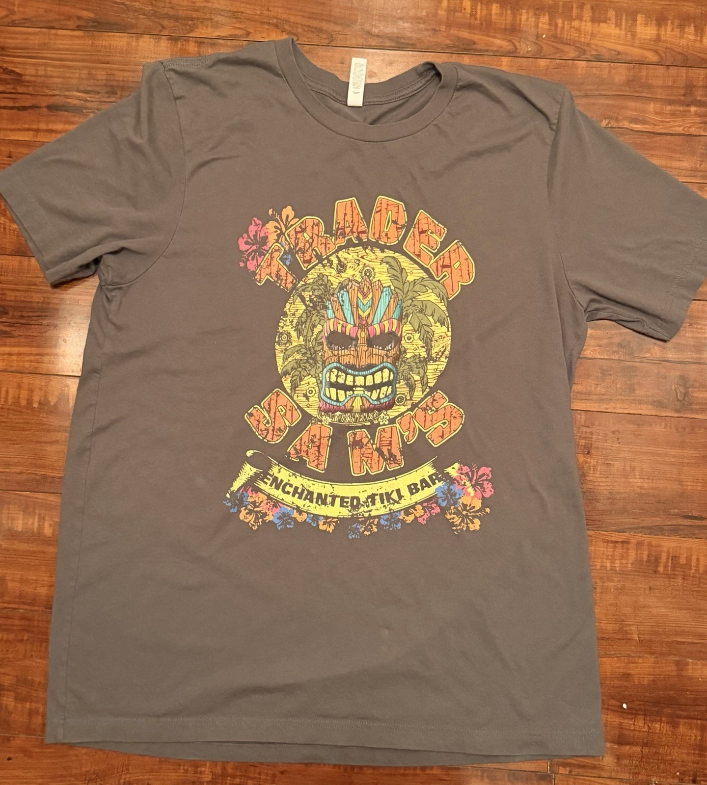 Bella+Canvas Graphic Trader Sam's Enchanted Tiki Bar Crew Neck T-Shirt Gray XL