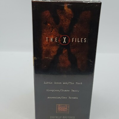 【中古】 XーFILES（3） Vintage The X-Files Boxed Set - Vol. 3 VHS 1997 3-Tape Set Brand