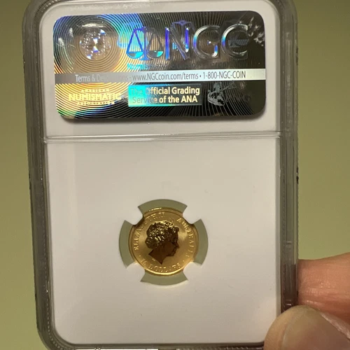 2016-P Australia $15 1/10 Oz Gold Wedge Tailed Eagle NGC MS70 Early Releases